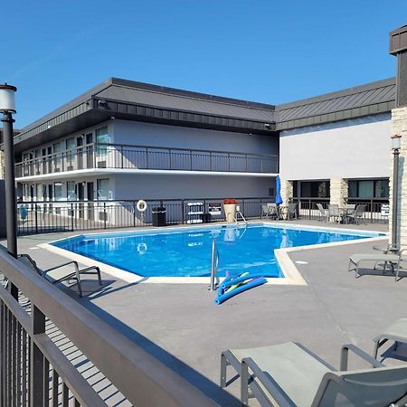 Best Western Center Inn Virginia Beach Bagian luar foto