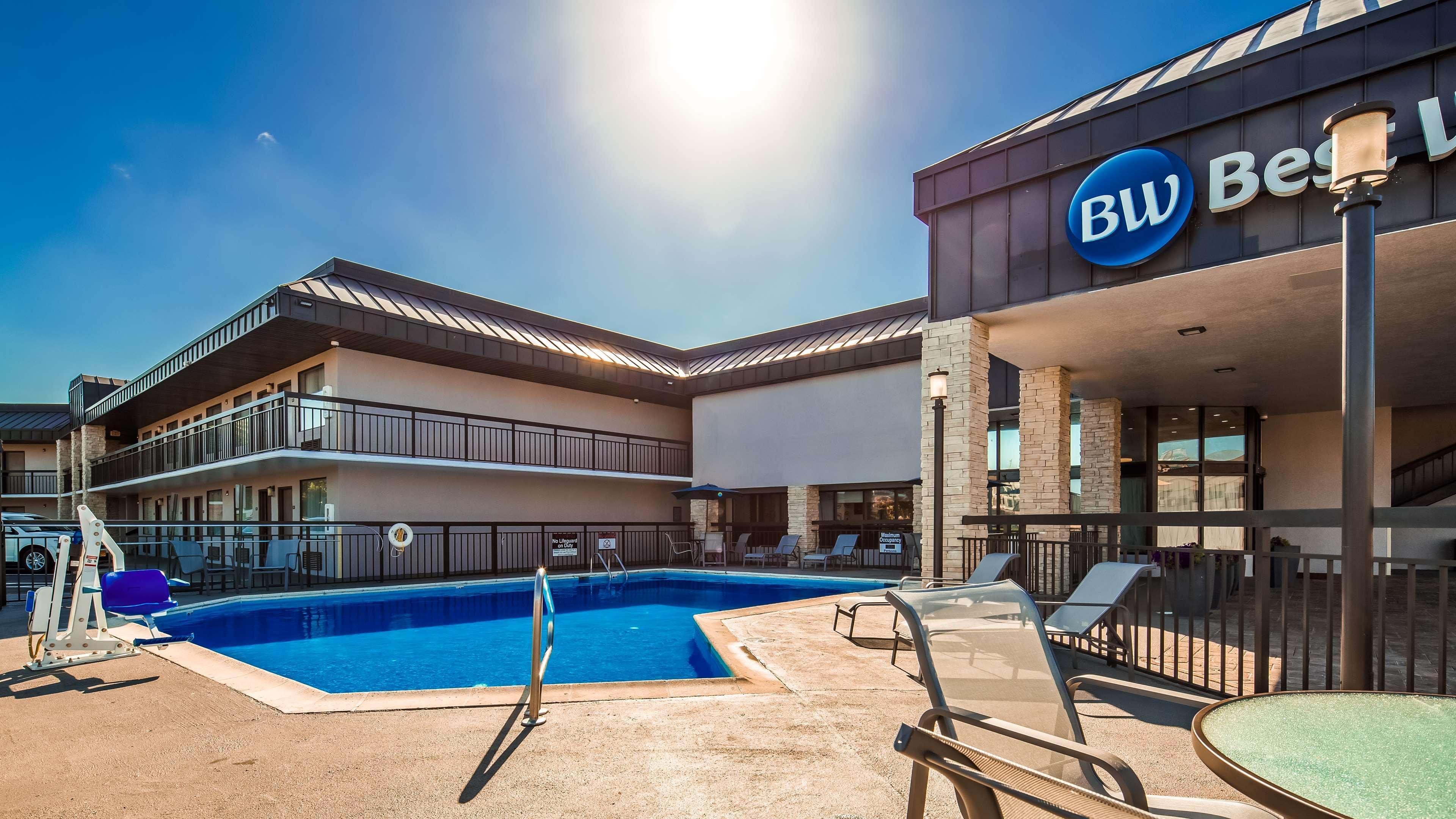 Best Western Center Inn Virginia Beach Bagian luar foto
